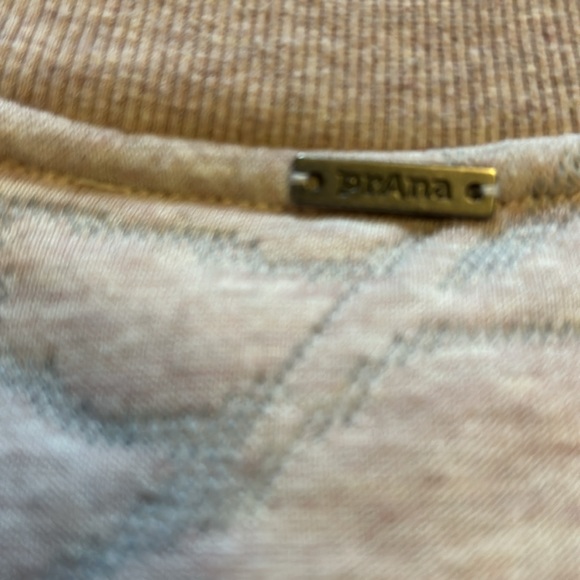 NWOT Prana sweatshirt pale pink and grey - Picture 3 of 7